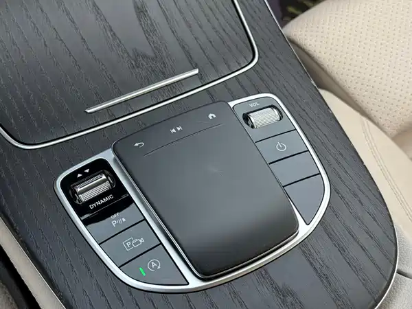 Mercedes-Benz E-Class 2022, фото 15