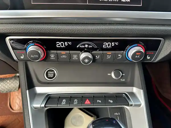 Audi Q3 2022, фото 13