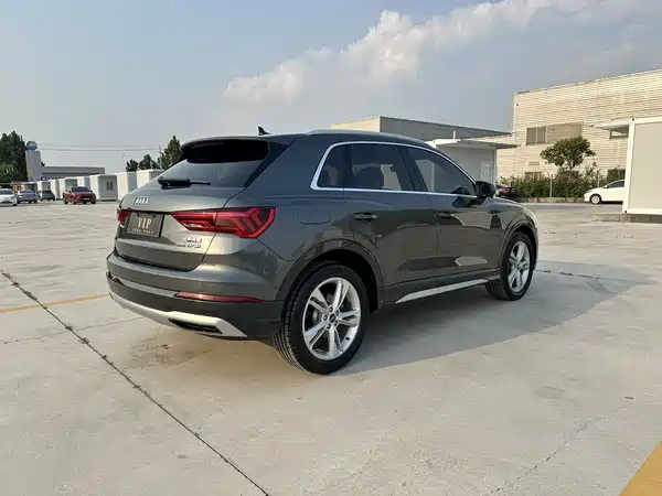Audi Q3 2022, фото 5