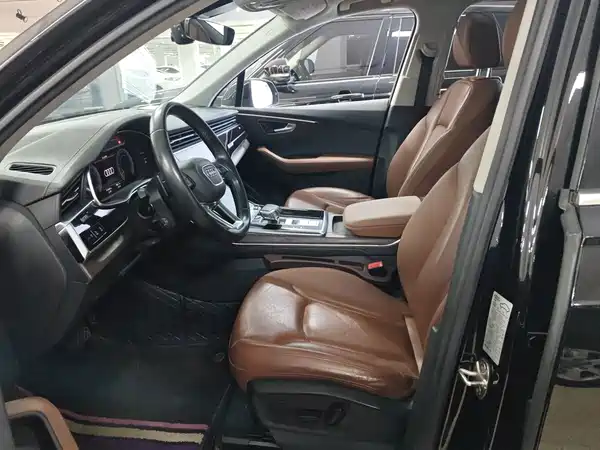 Audi Q7 2023, фото 11
