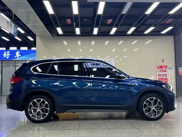 BMW X1 2022, фото 9