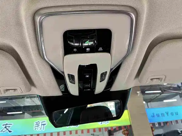 Hongqi E-HS9 2022, фото 26