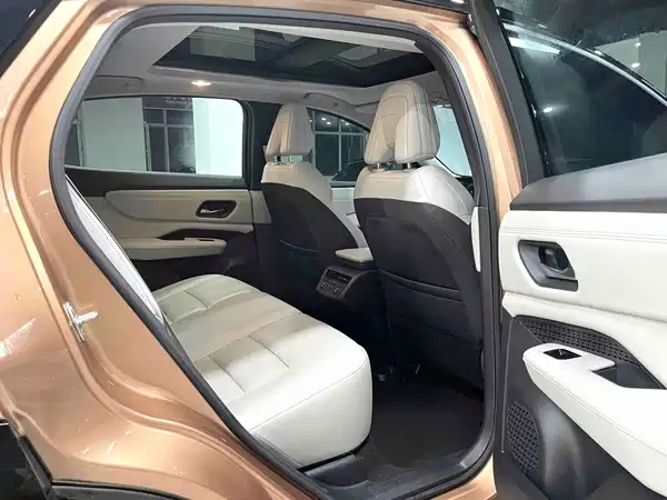 Nissan ARIYA 2022, фото 11