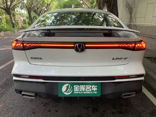 Changan UNI-V 2024, фото 3