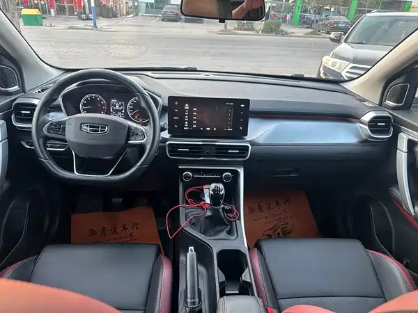 Geely Coolray 2021, фото 8