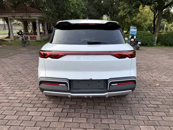 BYD Yuan UP 2024, фото 6