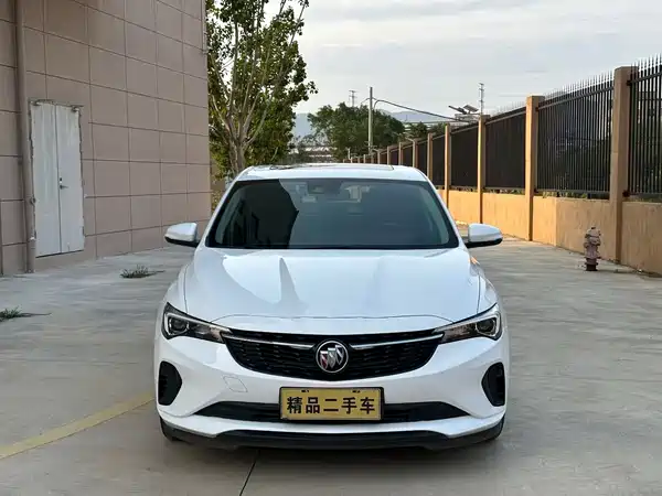 Buick Verano 2022, фото 2