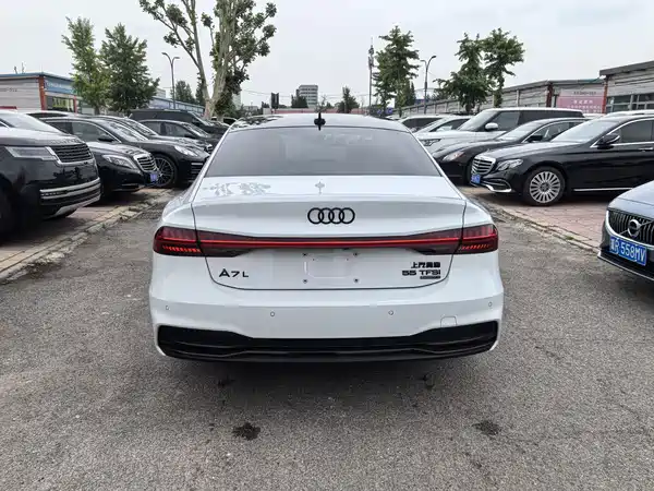 Audi A7L 2022, фото 20