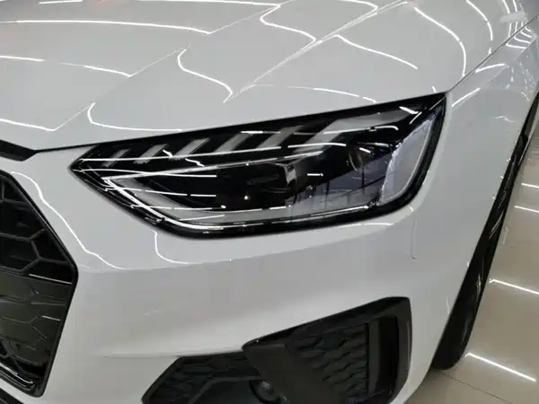Audi A4L 2025, фото 23