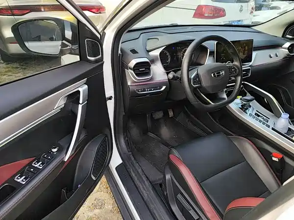 Geely Coolray 2021, фото 15