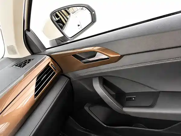Volkswagen Tharu 2022, фото 13