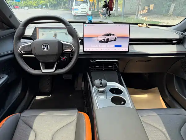 Changan UNI-V 2025, фото 9