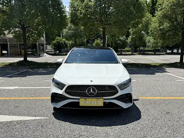 Mercedes-Benz A-Class 2023, фото 2