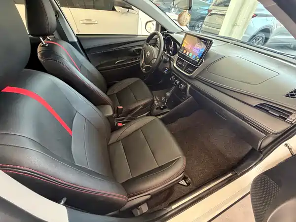 Toyota Yaris 2022, фото 4