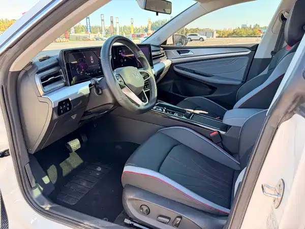 Volkswagen Lamando 2023, фото 10