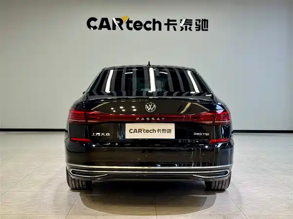 Volkswagen Passat 2024, фото 5