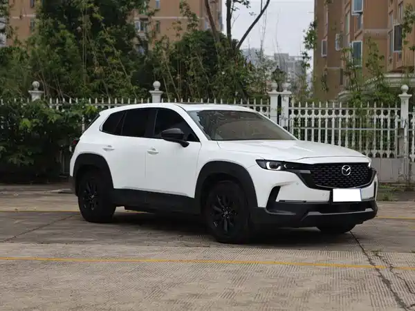 Mazda CX-50 2023, фото 3