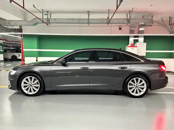 Audi A6L 2023, фото 7