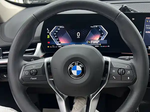 BMW X1 2023, фото 13