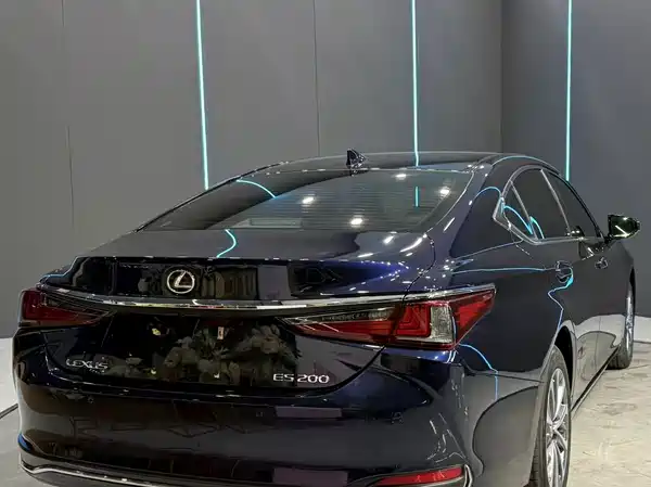 Lexus ES 2023, фото 6
