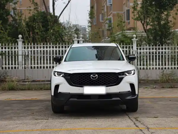 Mazda CX-50 2023, фото 2