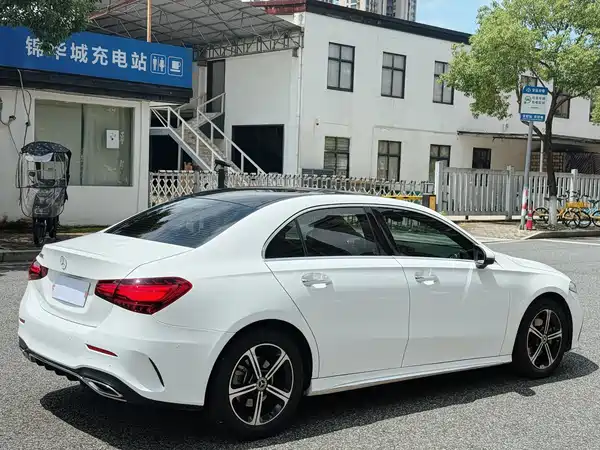 Mercedes-Benz A-Class 2023, фото 7