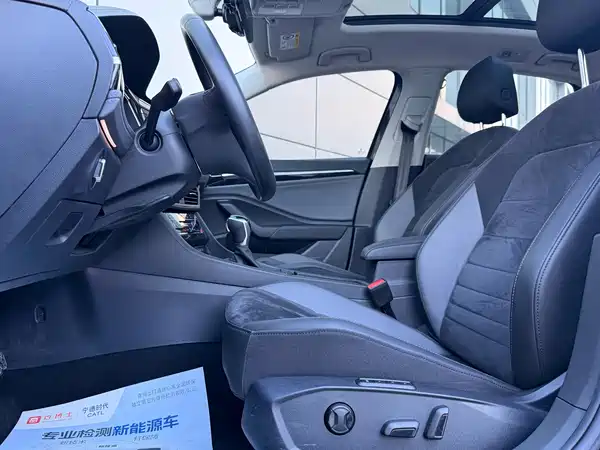 Volkswagen Sagitar 2022, фото 7