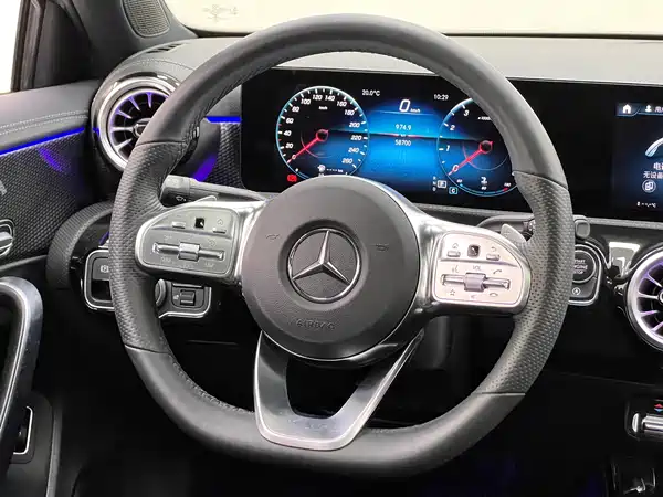Mercedes-Benz A-Class 2022, фото 12