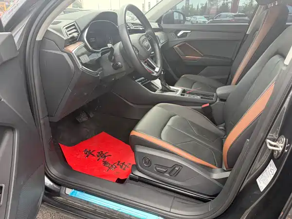 Audi Q3 2022, фото 11