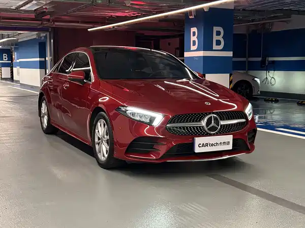 Mercedes-Benz A-Class 2022, фото 6