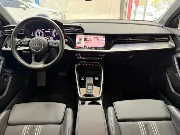 Audi A3 2023, фото 20