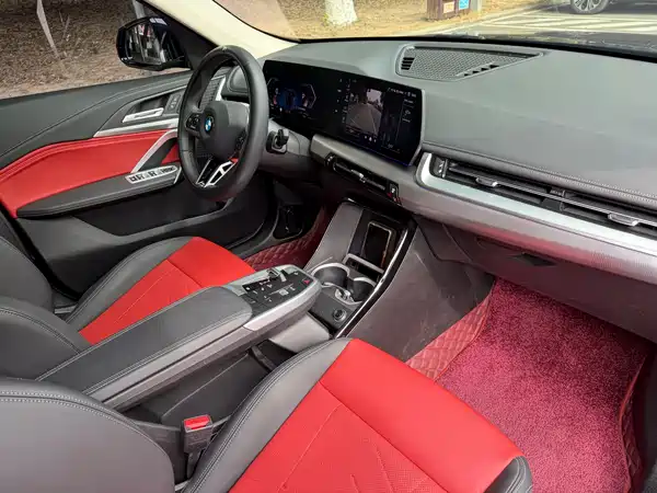 BMW X1 2024, фото 25