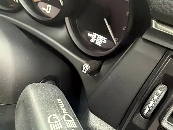 Porsche Macan 2023, фото 9