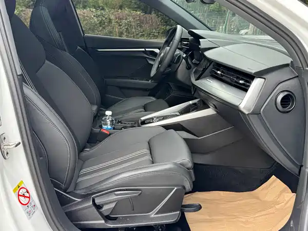 Audi A3 2022, фото 23