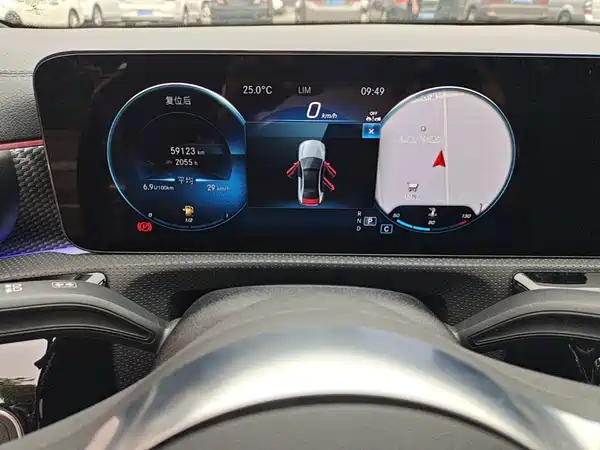 Mercedes-Benz A-Class 2022, фото 11
