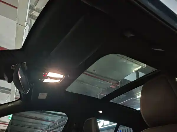 Volvo XC40 2024, фото 17