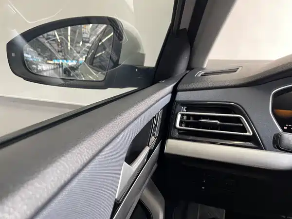 Volkswagen Lavida 2023, фото 21