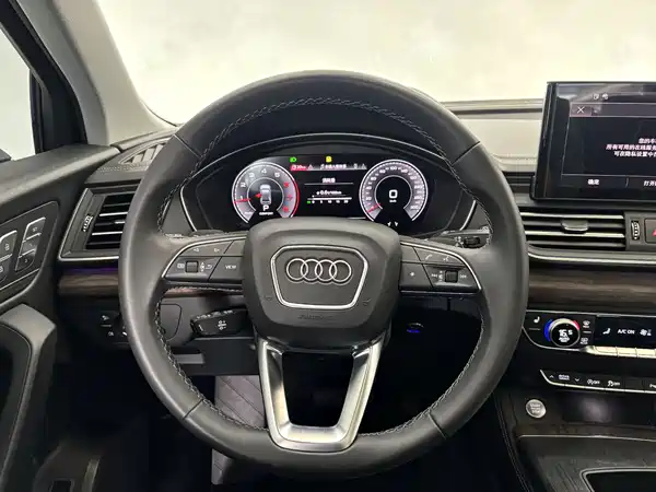 Audi Q5L 2024, фото 15