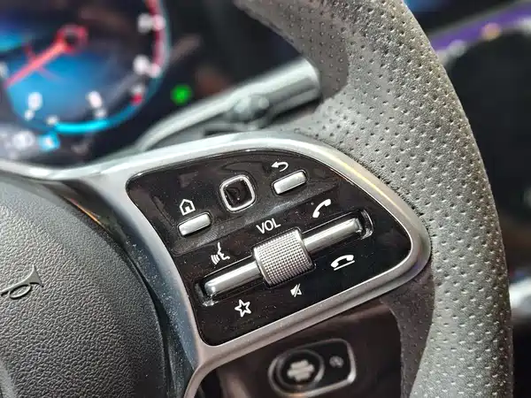 Mercedes-Benz GLE 2022, фото 11