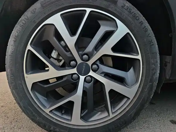 Lynk & Co 01 EM-P 2021, фото 18