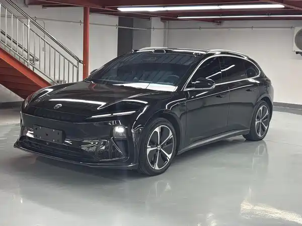 NIO ET5T 2024