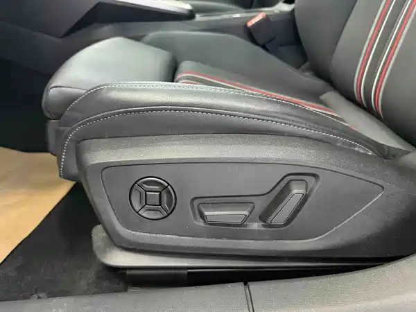 Audi A3 2022, фото 14