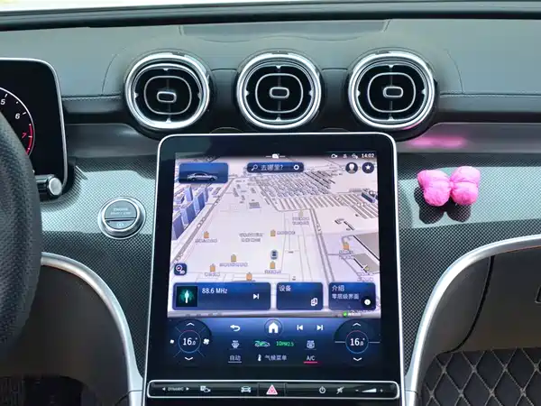 Mercedes-Benz C-Class 2024, фото 7