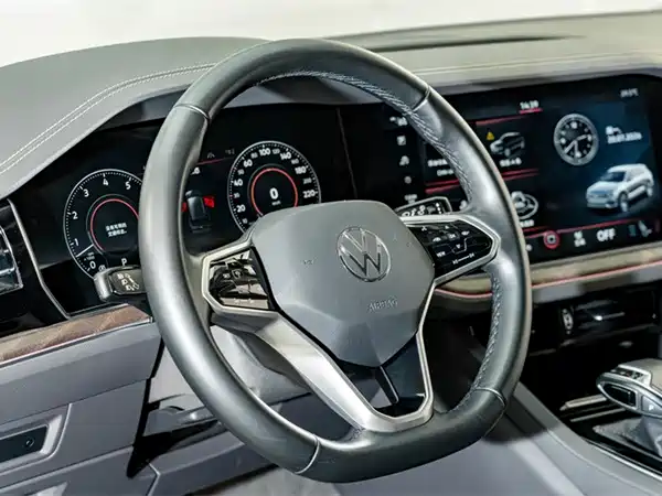 Volkswagen Touareg 2022, фото 12