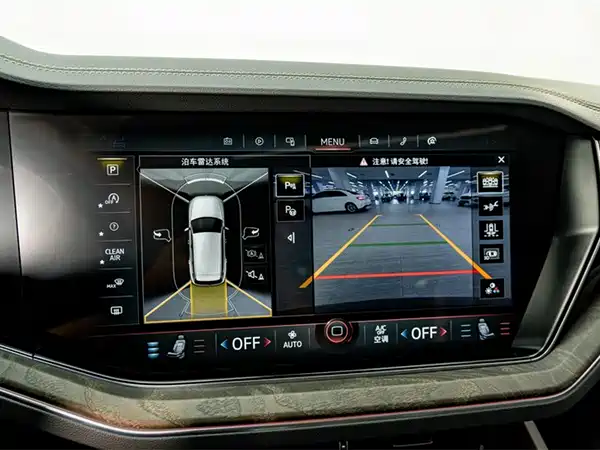 Volkswagen Touareg 2022, фото 9