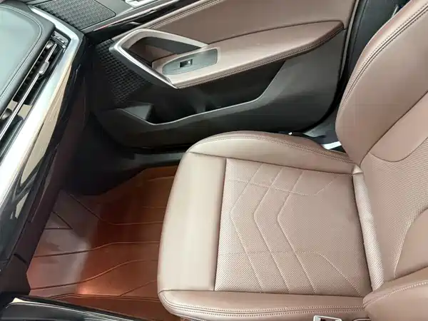 BMW X1 2023, фото 13