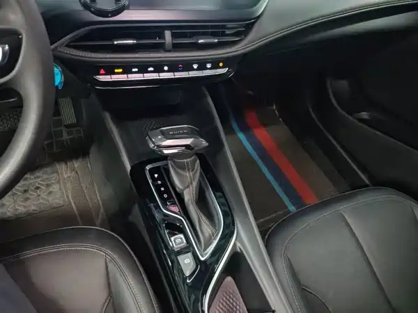 Buick Verano 2023, фото 13