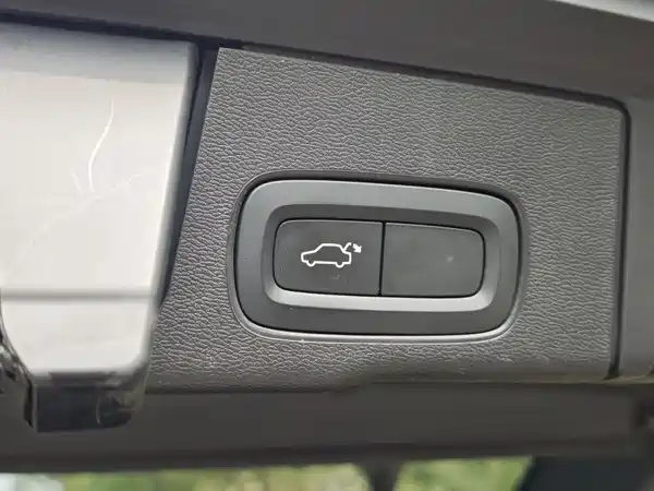Volvo XC60 2022, фото 13