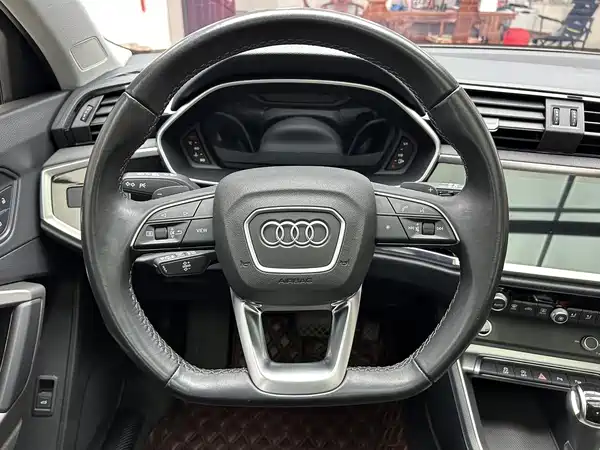 Audi Q3 2023, фото 15