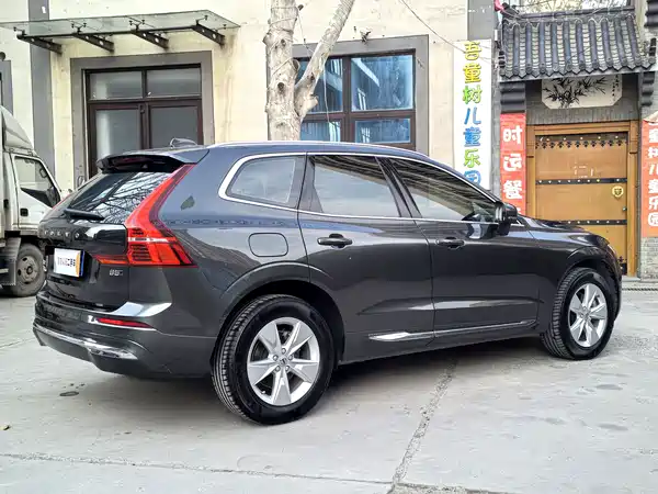 Volvo XC60 2022, фото 12